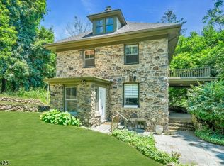 61 Fairview Ave, High Bridge, NJ 08829