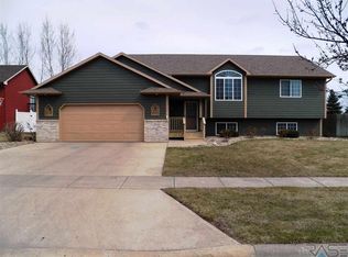 304 W Hackberry St, Brandon, SD 57005