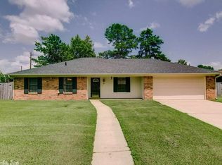 6 Meadowview Dr, Texarkana, AR 71854