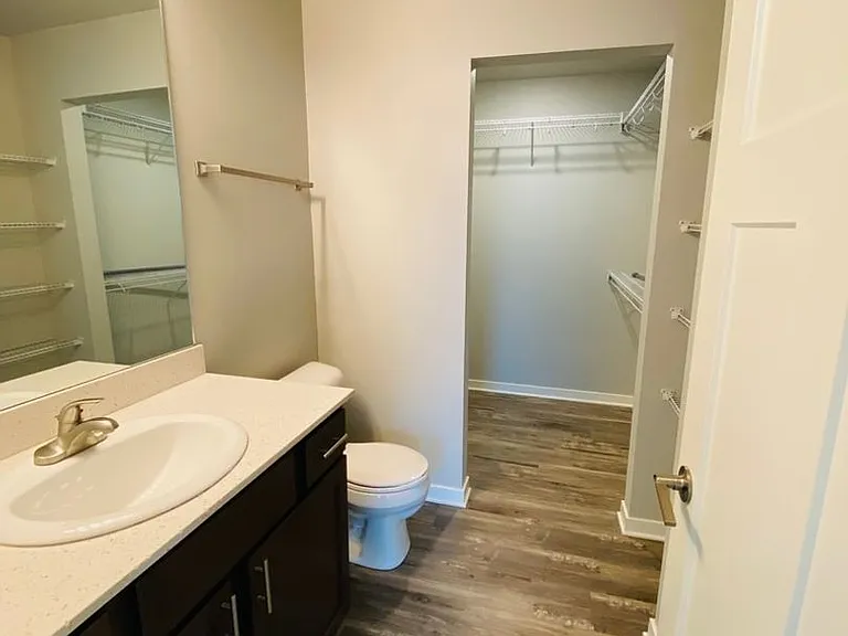Cove at Kettlestone Townhomes — Photo 10