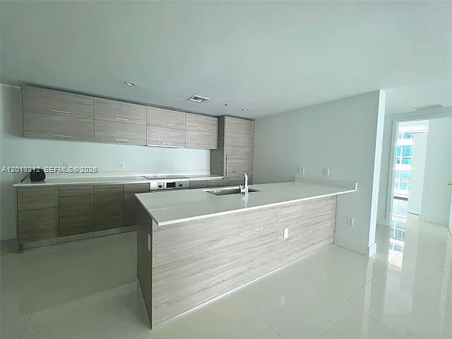 1300 S Miami Ave #2710 — Photo 4