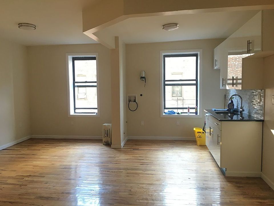 1st image of 542 Parkside Ave APT E2