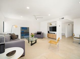 1976 E Chia Rd, Palm Springs, CA 92262