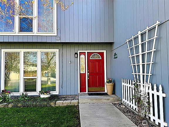 3rd image of 2207 S Belair Drive