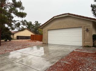 16928 Winona St, Victorville, CA 92395