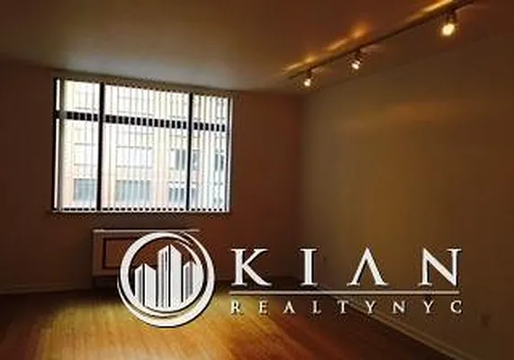 Sold by Kian Realty | media 17