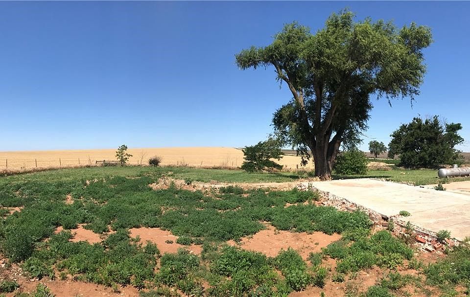 2nd image of 8703 Us Highway 183