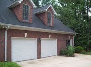 19609 Callaway Hills Ln, Davidson, NC 28036