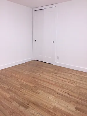 Rented by Arena Real Estate | media 13