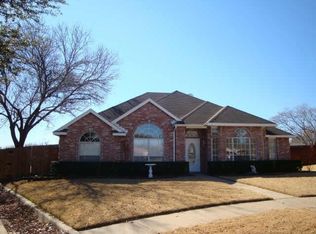 5 Walden Ct, The Colony, TX 75056