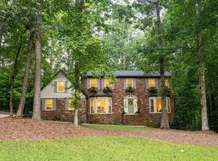 1225 Ridgefield Dr, Roswell, GA 30075