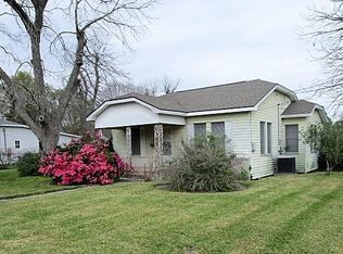 4700 Main Ave, Groves, TX 77619