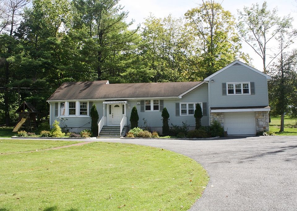 1st image of 501 Underhill Ave