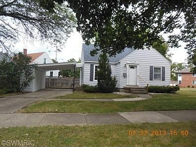 1st image of 1203 Edna St SE