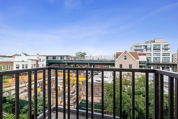 Rented by Compass | media 31