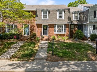 1020 Randolph Ct, Cary, NC 27511