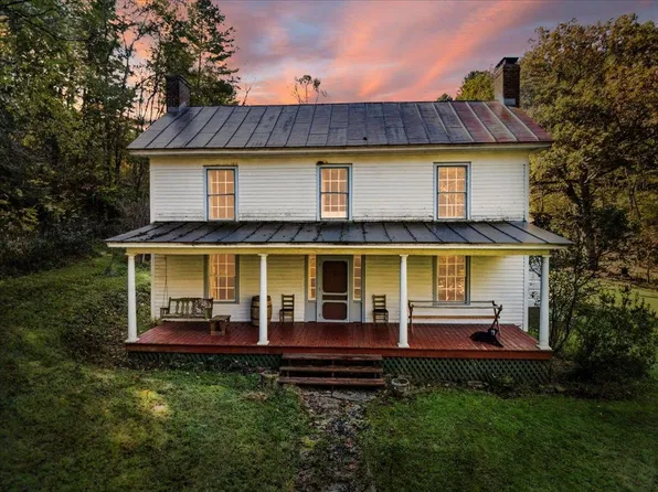 1424 Penn Rd NW, Floyd, VA 24091