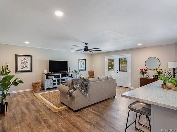 3rd image of 3918 Bayouwood Ct