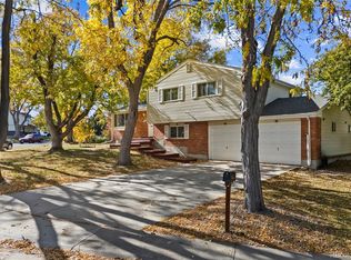 8227 Yarrow Ct, Arvada, CO 80005