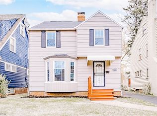 1019 Elbon Rd, Cleveland Heights, OH 44121