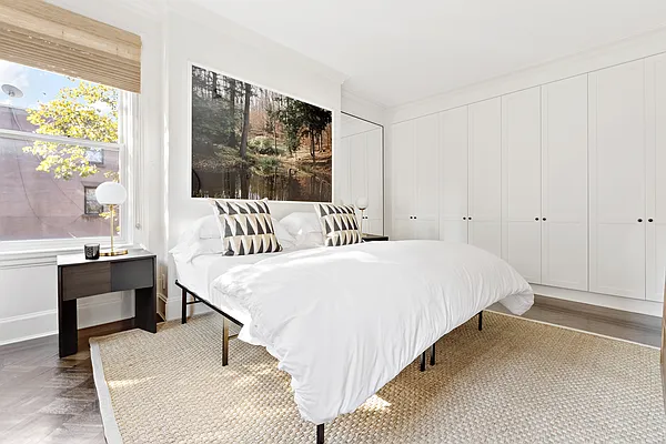 Sold by Compass | media 16