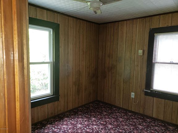 5th image of 1427 Tropic St