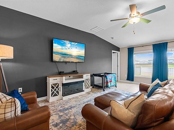 5th image of 13608 Sunset Sapphire Ct