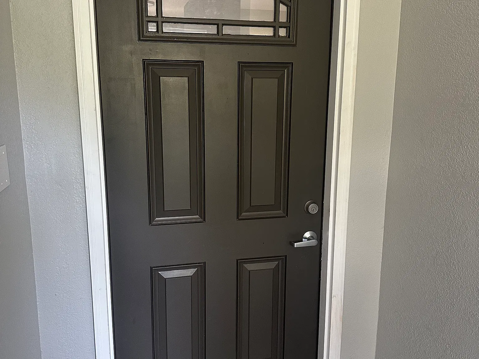 3 bed, 1.5 bath, 1400 sqft, $1,475 — Photo 1