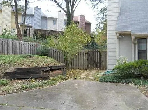 2 bed, 2.5 bath, 1452 sqft, $1,850 — Photo 3