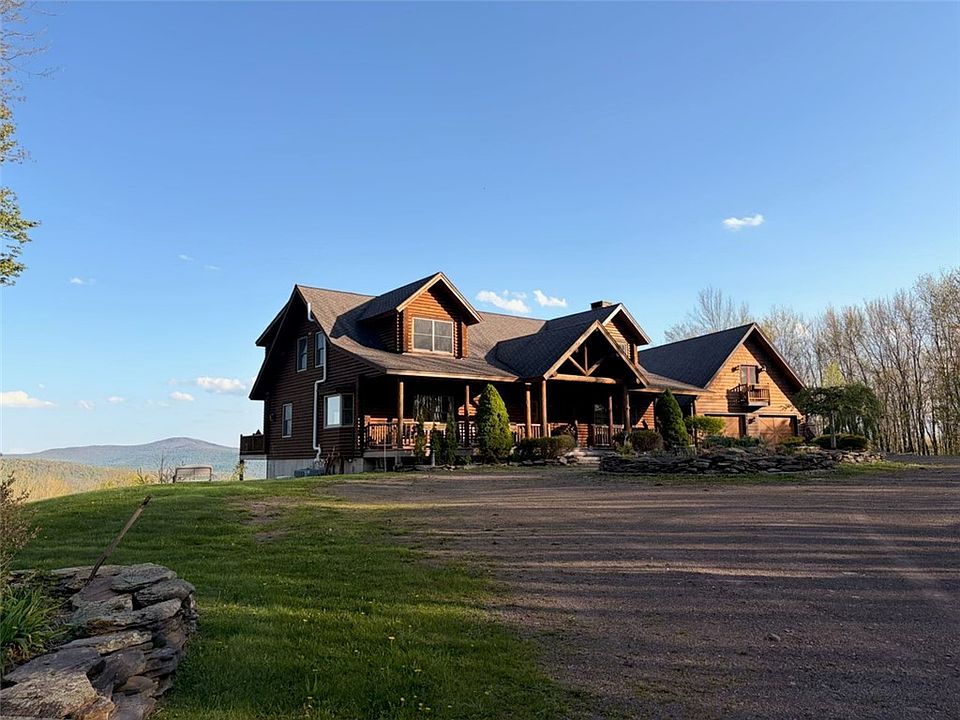 1st image of 728 Reagan Rd