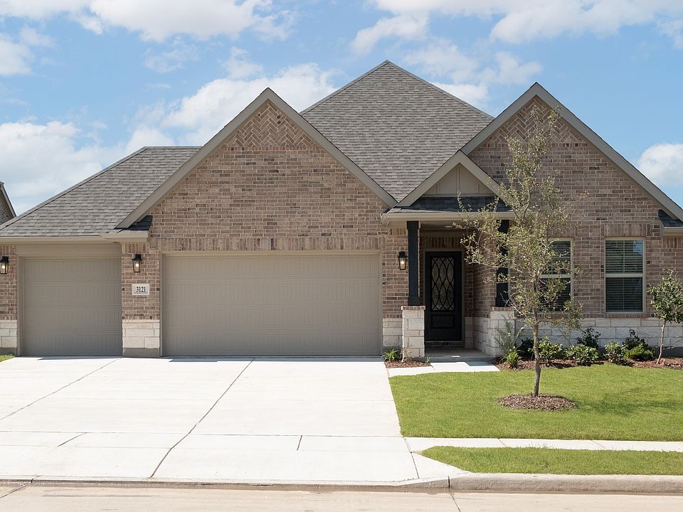 Magnolia Traditional B Exterior