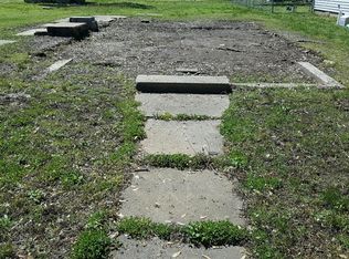 712 E Walnut St, Columbus, KS 66725