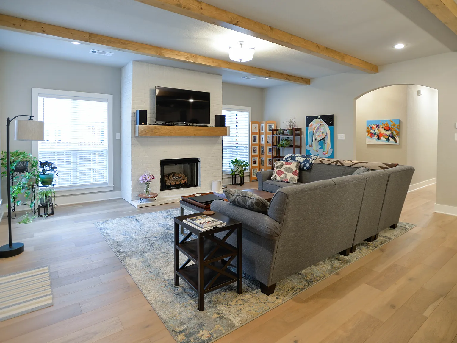 3 bed, 1917 sqft, $2,500 — Photo 4