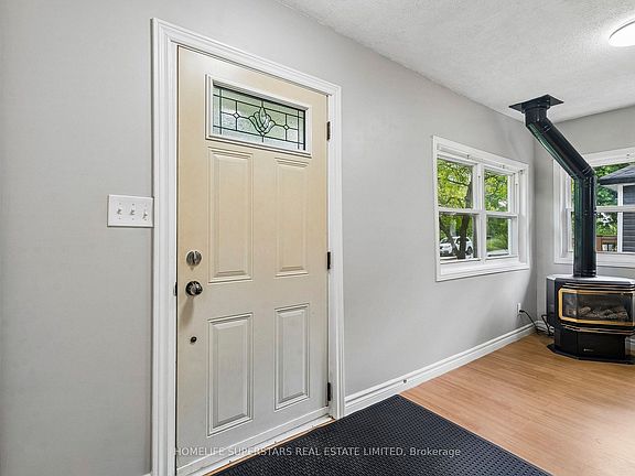 4th image of 139 Cooks Bay Dr