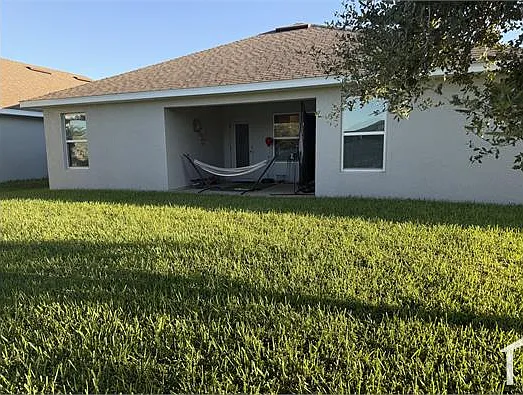4 bed, 2574 sqft, $2,500 — Photo 2