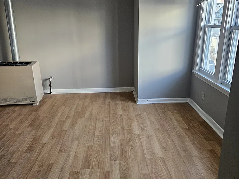193 County St — Photo 8