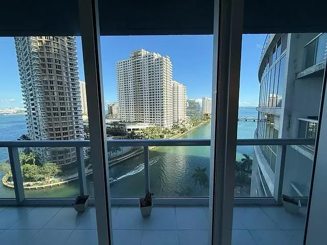 465 Brickell Ave #1201