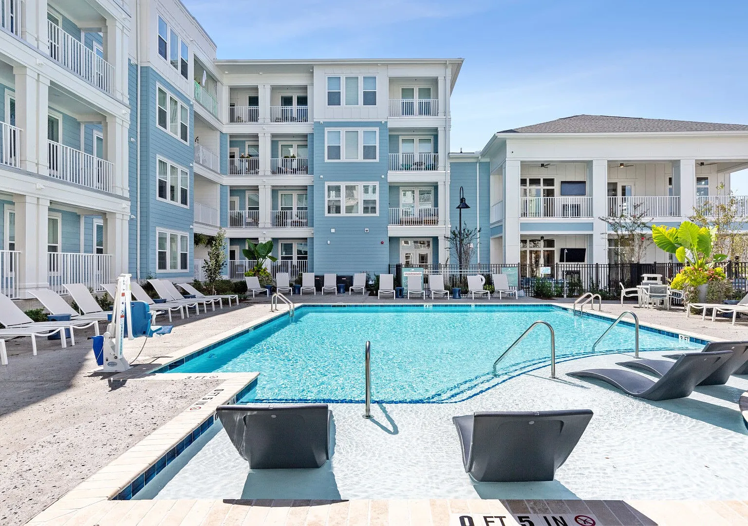 Oasis at Riverlights — Photo 3