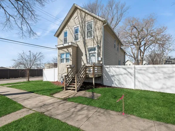 841 Marion St, Saint Paul, MN 55117