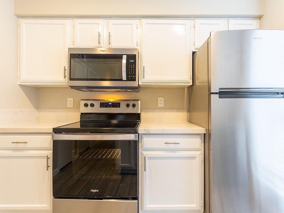 1st image of 3900 Woodchase Dr APT 13