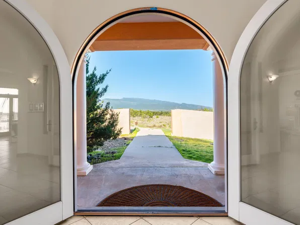 31 Kramer Rd, Sandia Park, NM 87047
