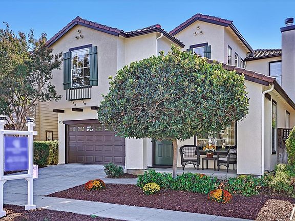 3rd image of 874 La Crescent Pl