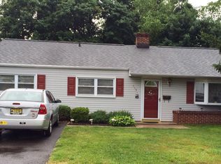 115 Ovington Ave, Edison, NJ 08817