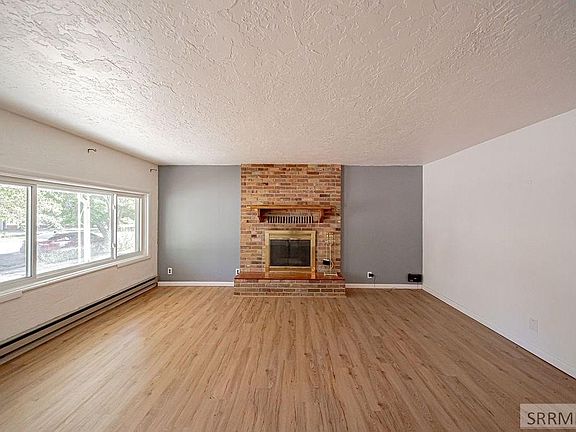 3rd image of 374 3rd St