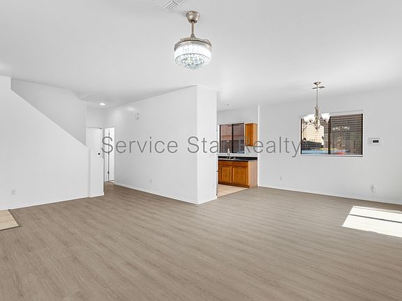 5th image of 22051 N 30th Dr