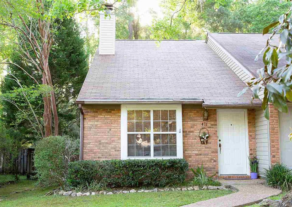 1st image of 411 Richview Park Cir E