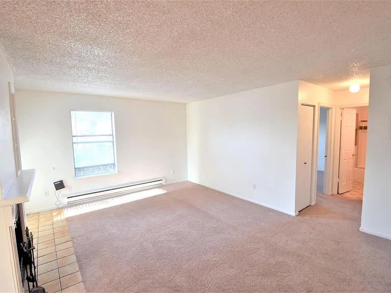 2156 Grove St — Photo 5