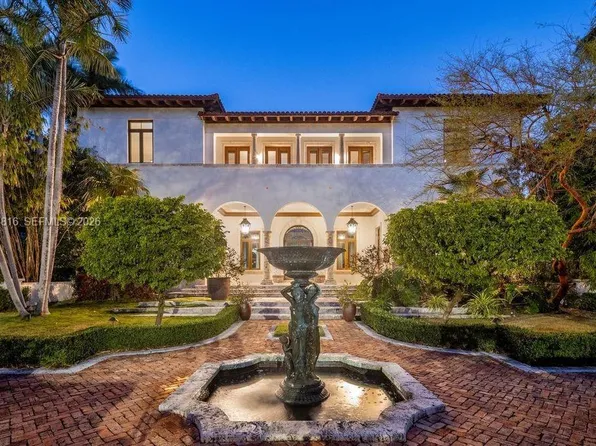 221 Casuarina Concourse, Miami, FL 33143