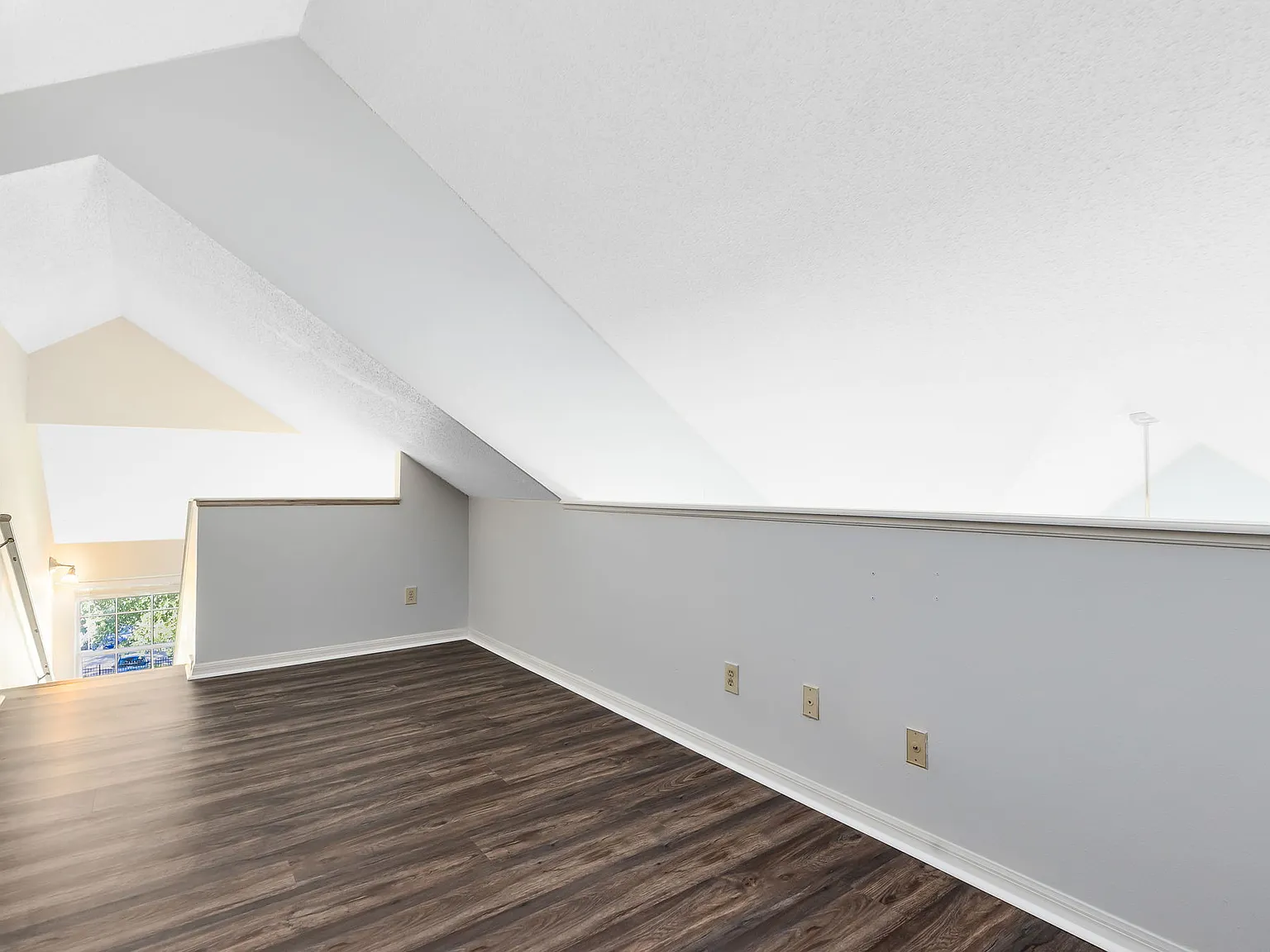 1 bed, 1228 sqft, $1,500 — Photo 4