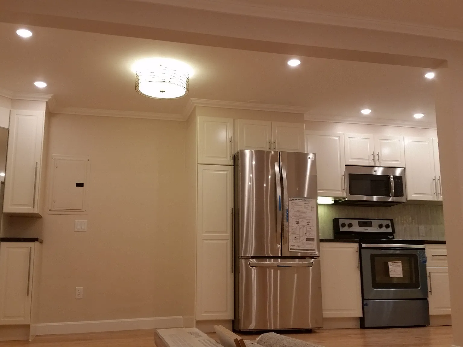 2 bed, 99999 sqft, $2,470 — Photo 3